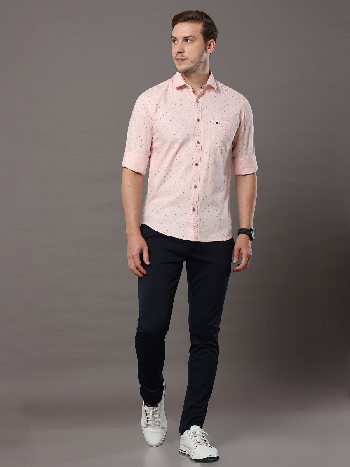 Shop Men's Light Pink Slim Fit Cotton Casual Printed Shirt Online.