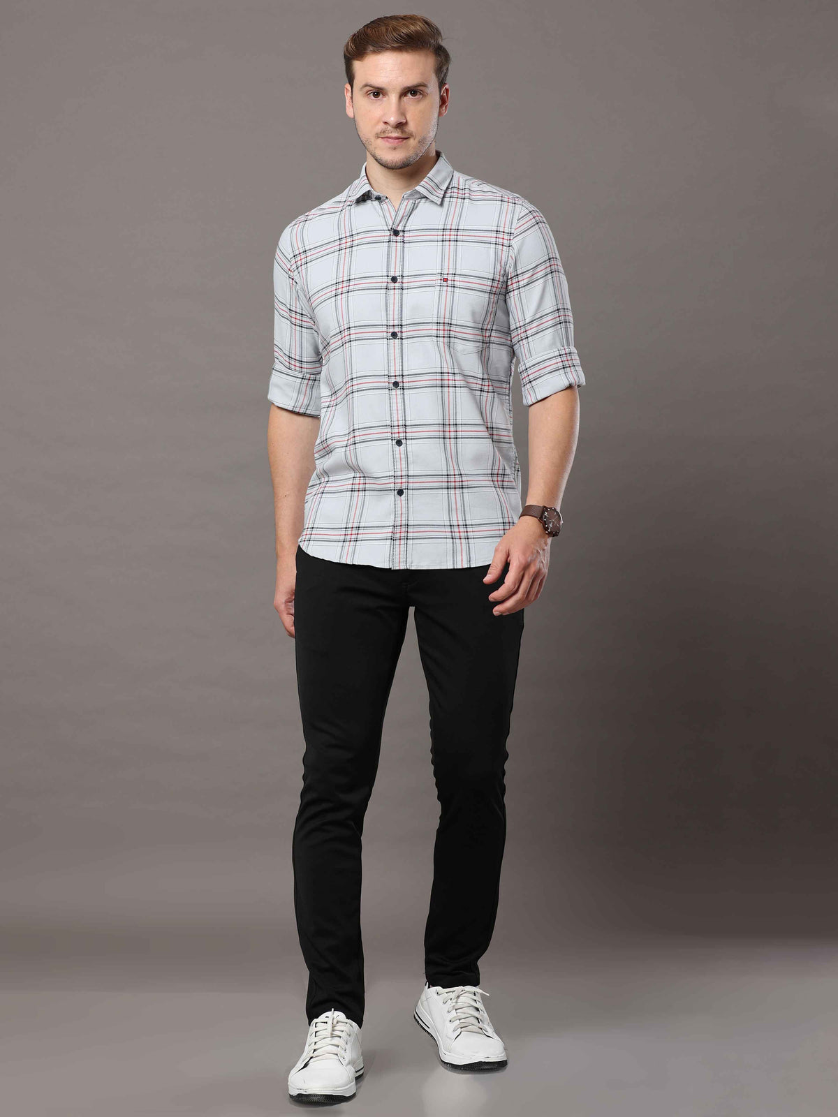 Shop Men's Grey Slim Fit Cotton Casual Checks Shirt Online.