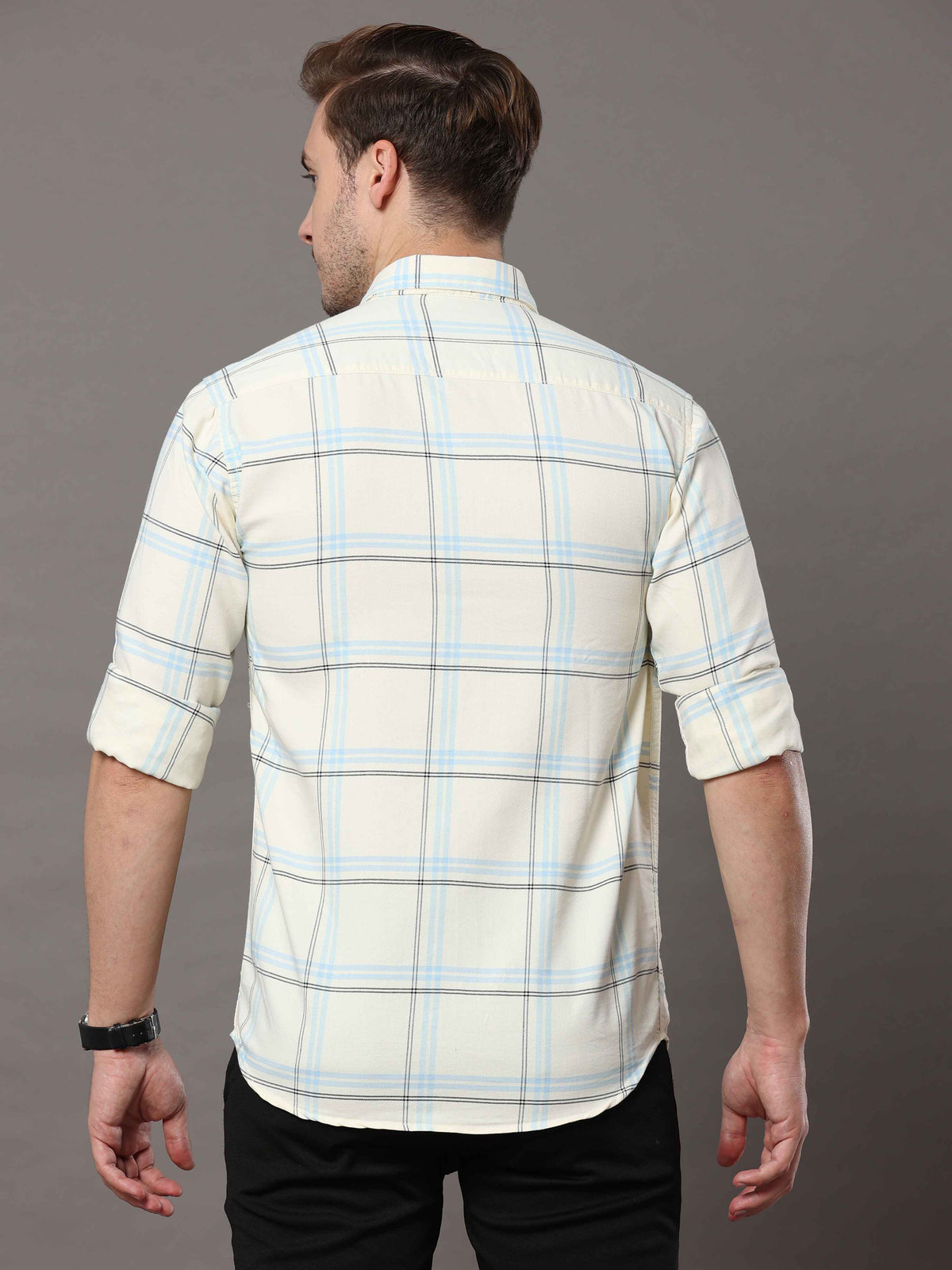 Shop Men's Cream Slim Fit Cotton Casual Checks Shirt Online.