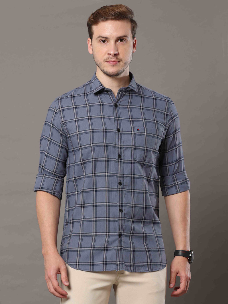 Shop Men's Grey Slim Fit Cotton Casual Checks Shirt Online.