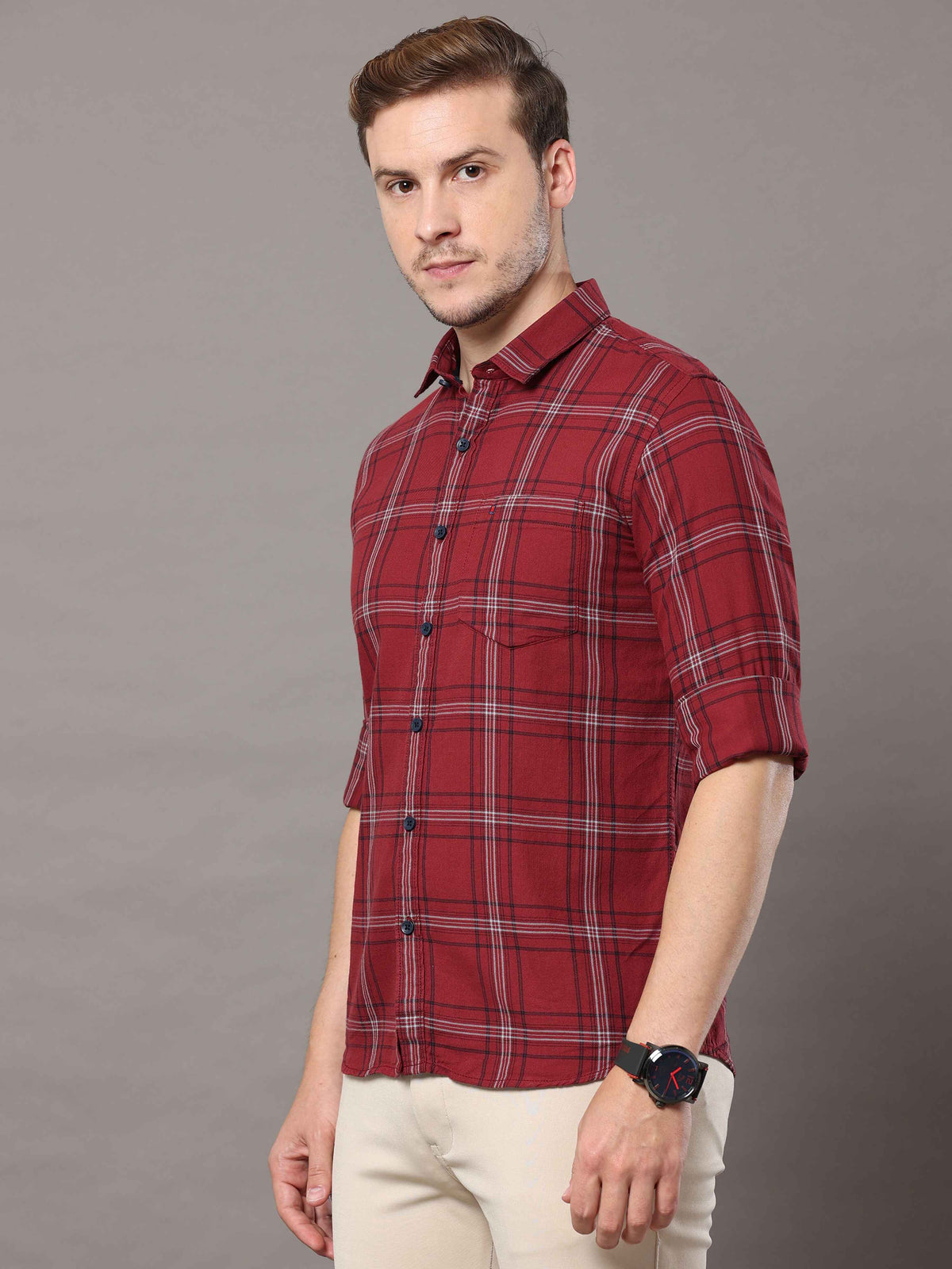 Shop Men's Maroon Slim Fit Cotton Casual Checks Shirt Online.