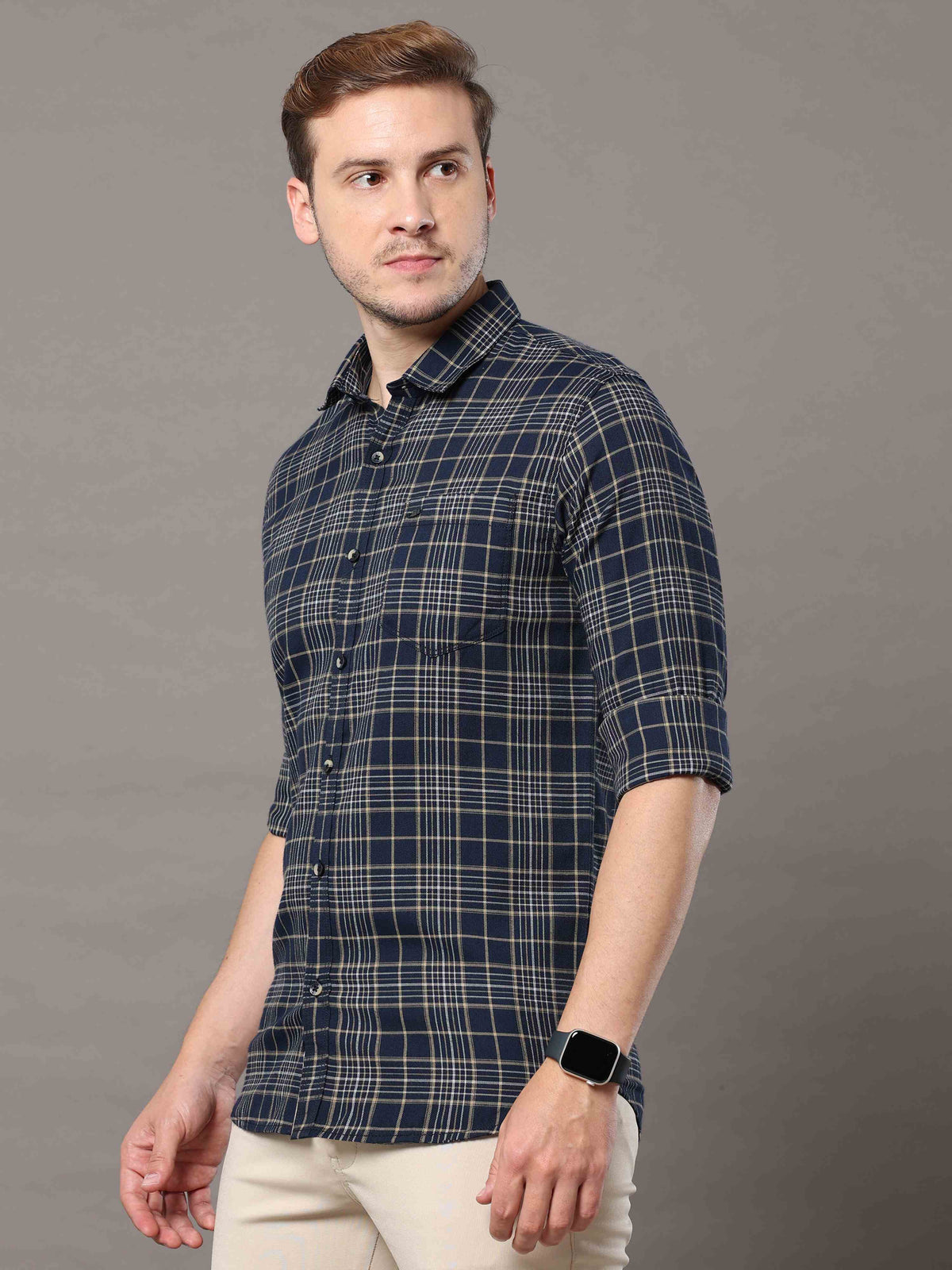 Shop Men's Navy Slim Fit Cotton Casual Checks Shirt Online.