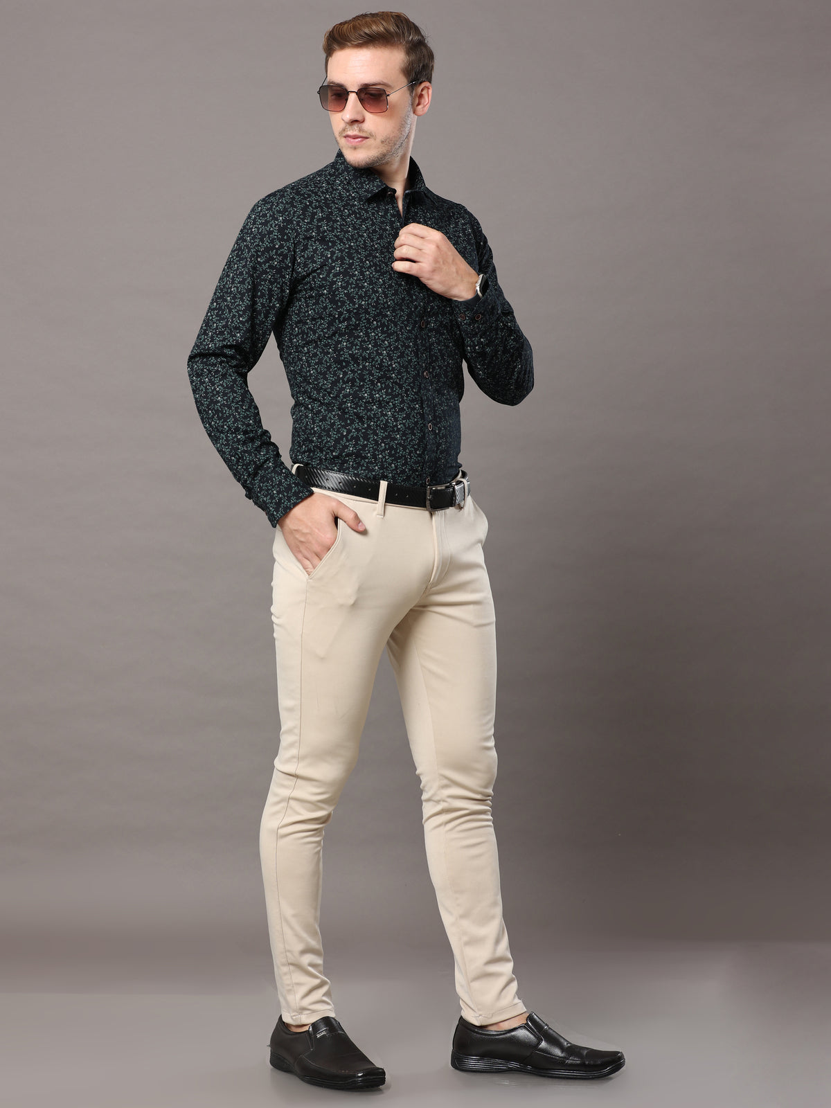 Shop Men's Navy Slim Fit Cotton Casual Printed Shirt Online.