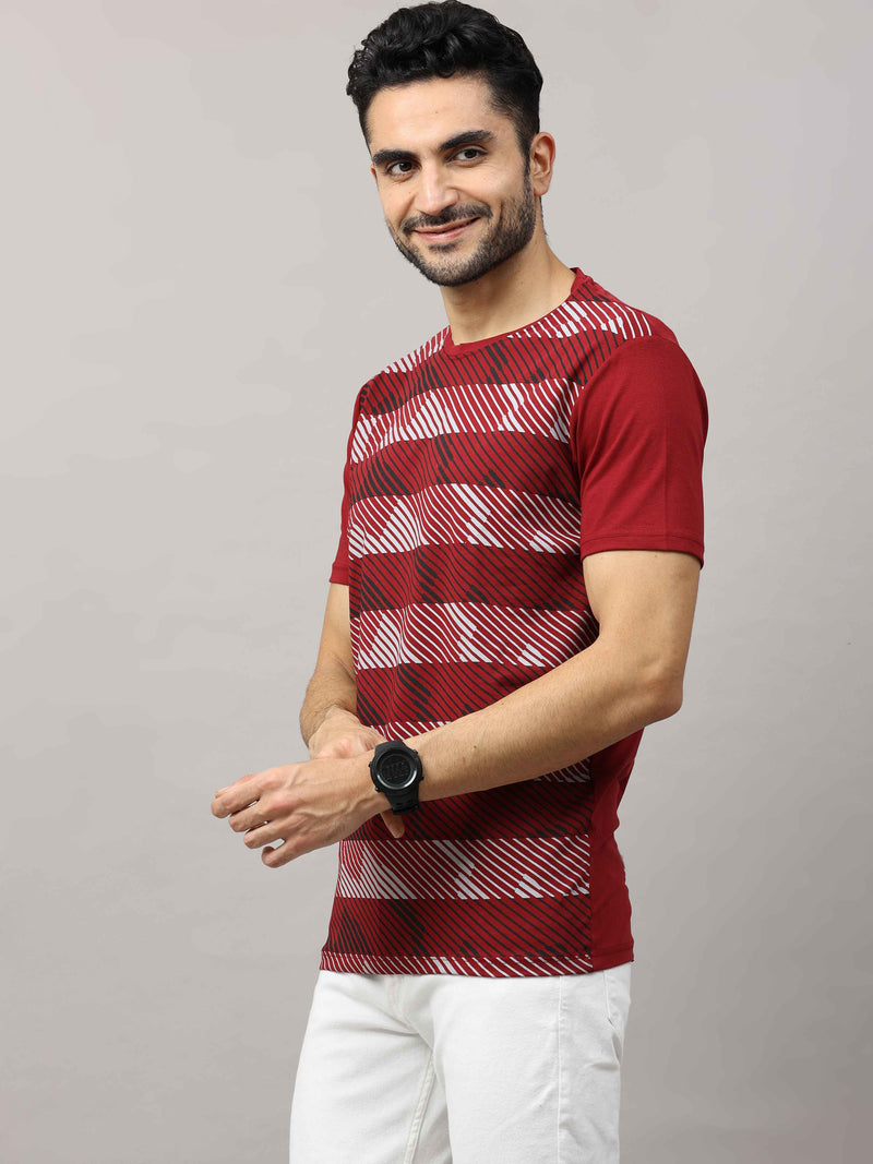 Shop Men's Maroon Regular Fit Printed Half Sleeves Crew Neck T-Shirt Online.