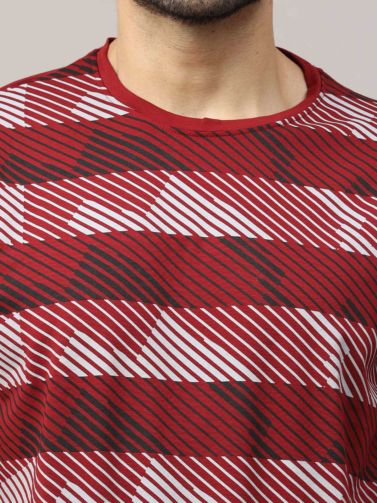 Men's Maroon Regular Fit Printed Half Sleeves Crew Neck T-Shirt