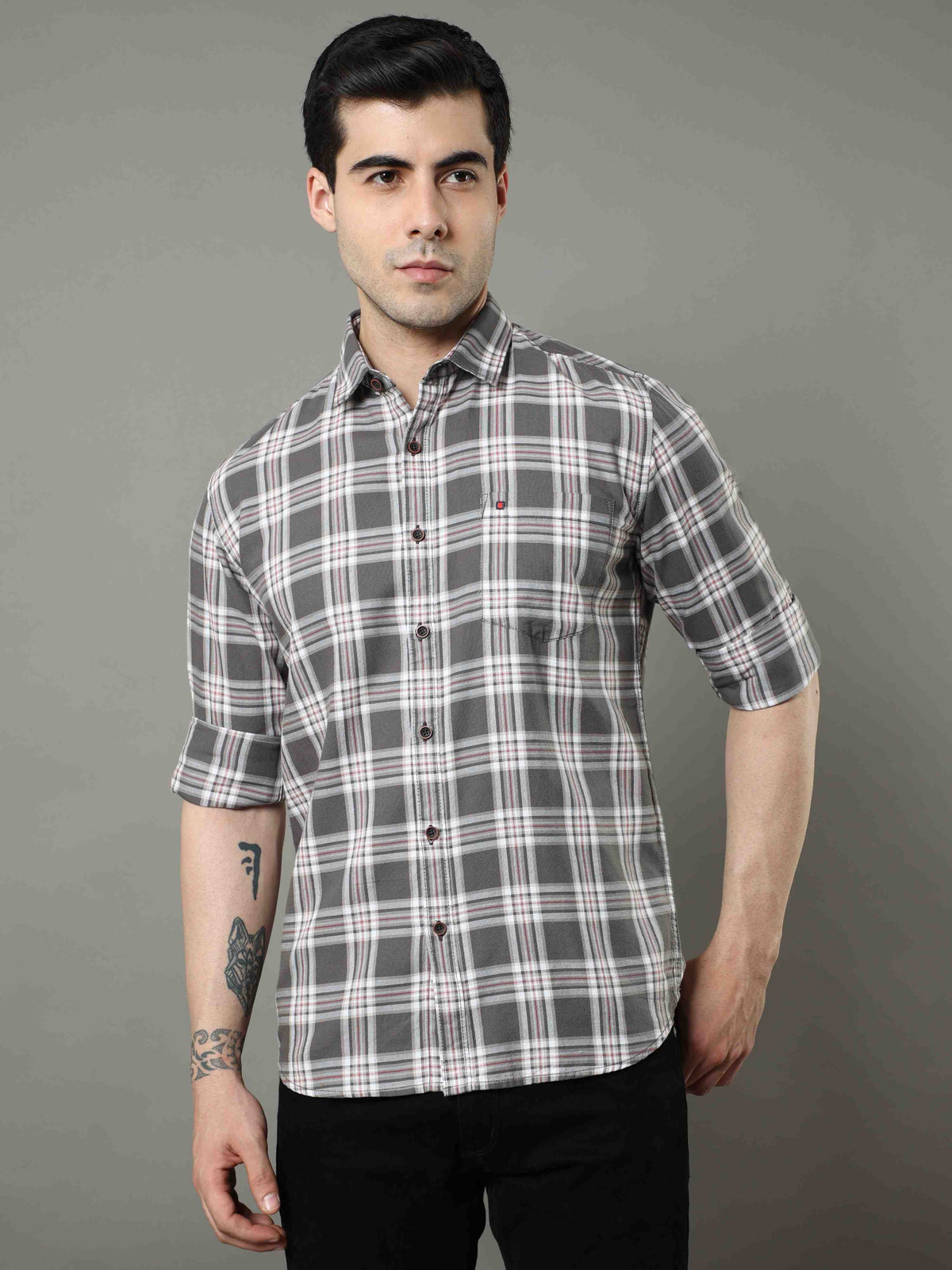 Shop Men's Grey Slim Fit Full Sleeves Cotton Casual Checks Shirt Online.