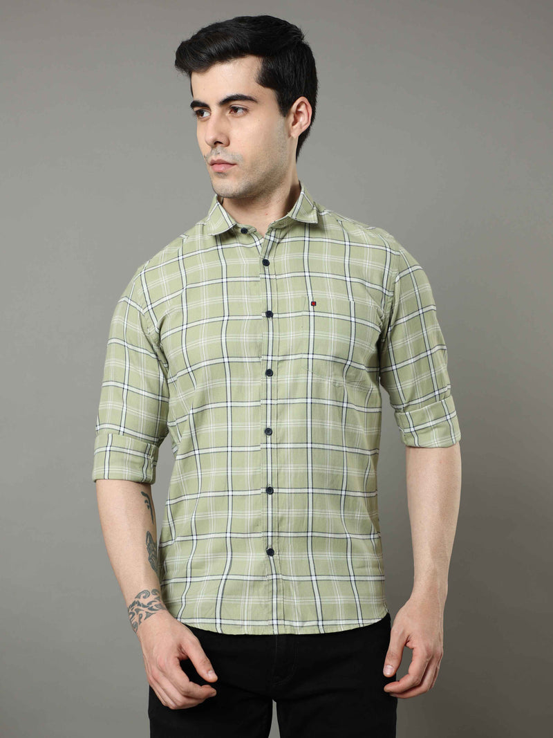 Shop Men's Green Slim Fit Cotton Casual Checks Shirt Online.