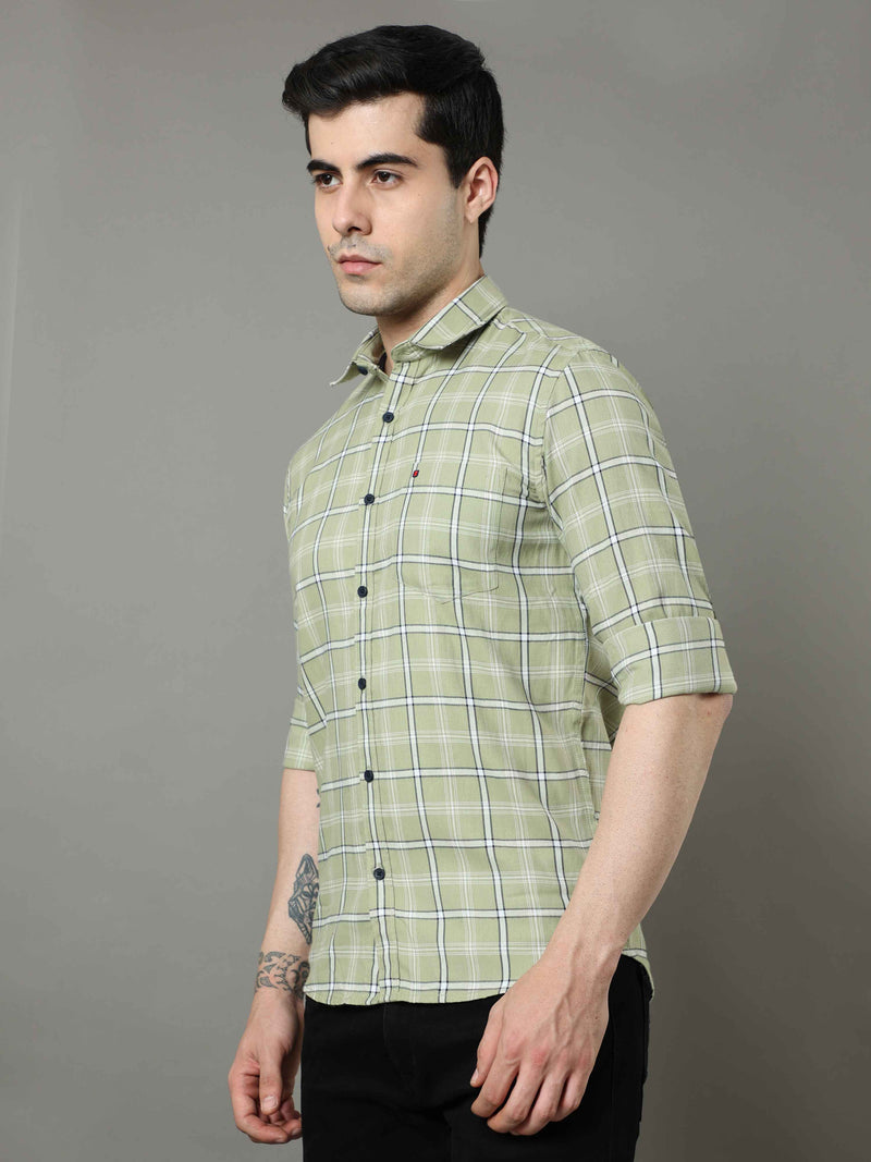 Shop Men's Green Slim Fit Cotton Casual Checks Shirt Online.