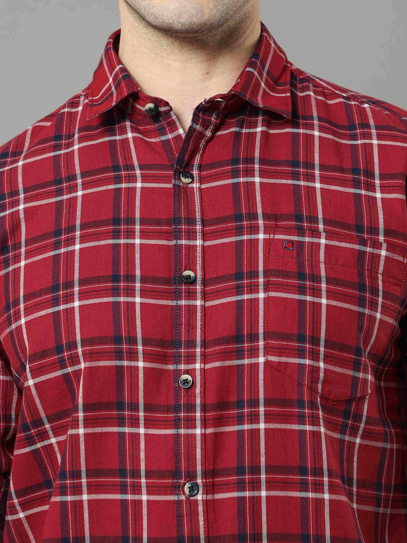 Shop Men's Maroon Slim Fit Cotton Casual Checks Shirt Online.