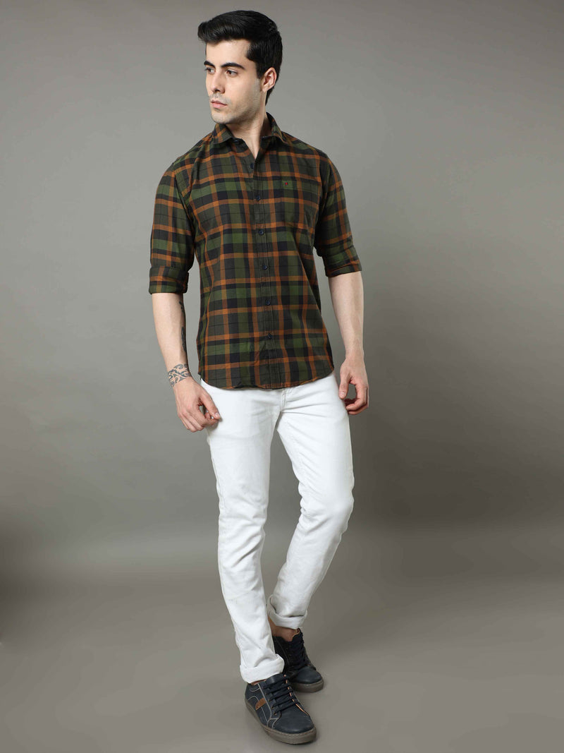 Shop Men's Green Slim Fit Cotton Casual Checks Shirt Online.