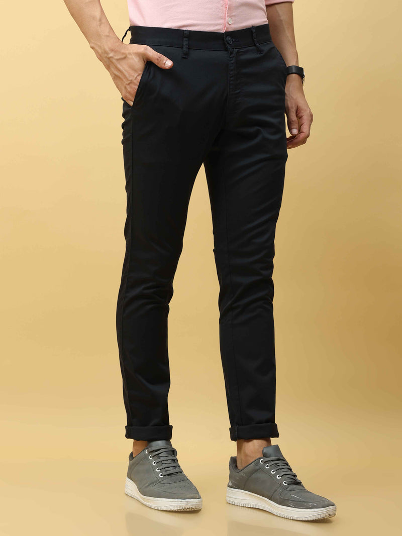 Shop Men's Navy Narrow Fit Solid Casual Trouser Online.