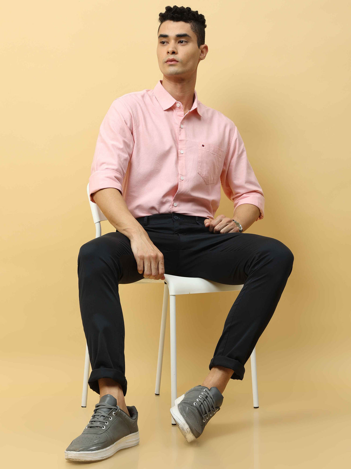 Men's Navy Narrow Fit Solid Casual Trouser