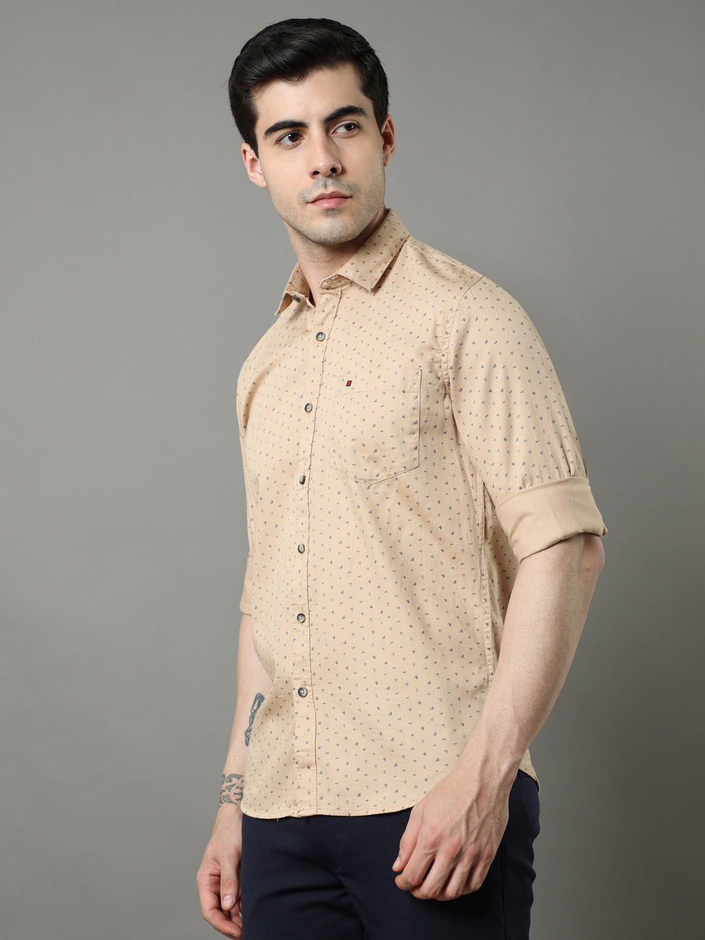 Men's Beige Slim Fit Printed Full Sleeves Casual Shirts