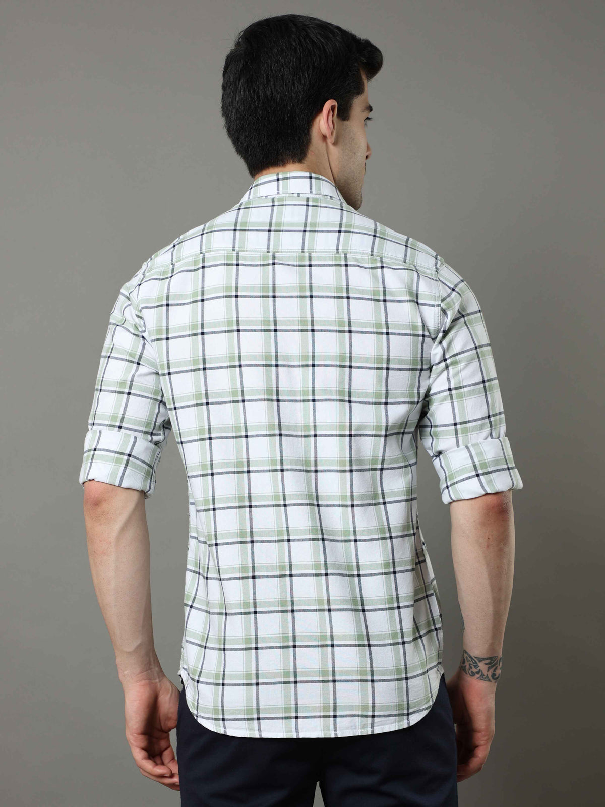 Shop Men's White Green Slim Fit Cotton Casual Checks Shirt Online.