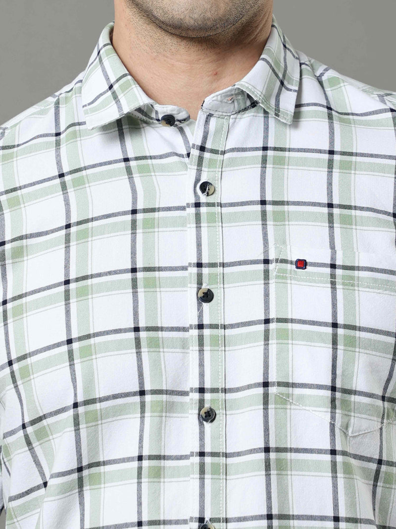 Shop Men's White Green Slim Fit Cotton Casual Checks Shirt Online.