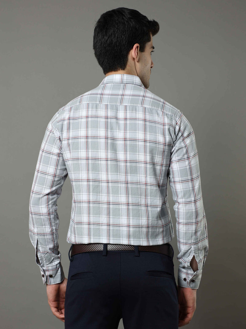 Shop Men's Grey Slim Fit Cotton Casual Checks Shirt Online.