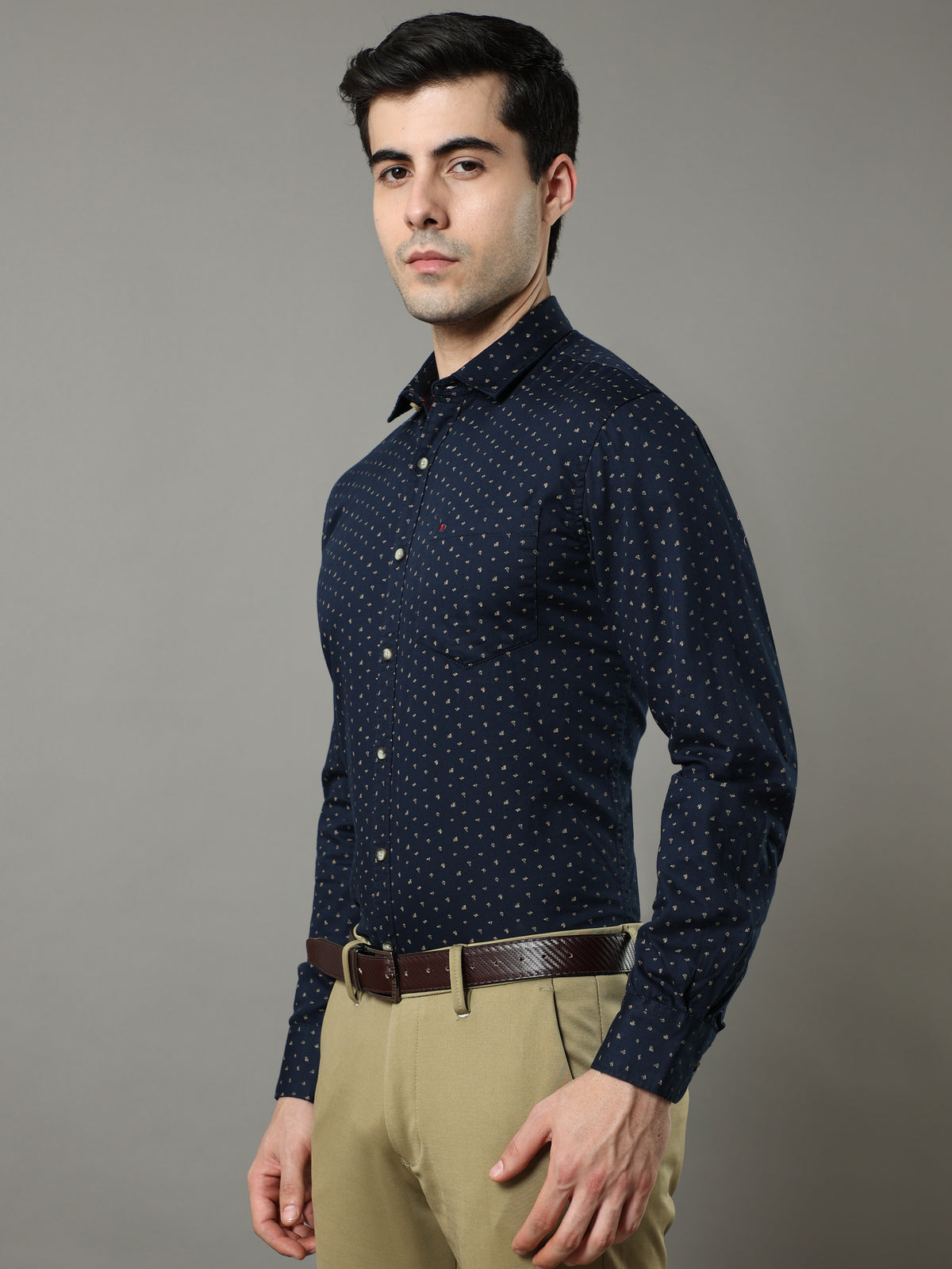 Shop Men's Navy Slim Fit Cotton Casual Printed Shirt Online.