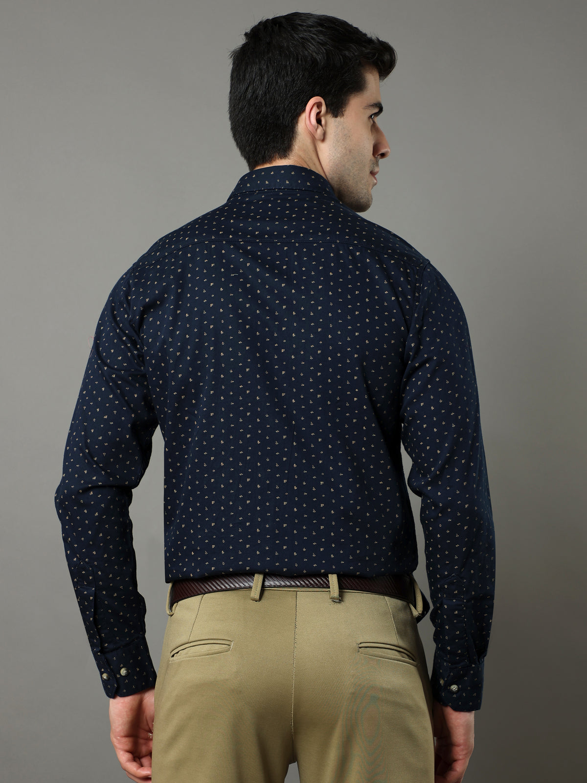 Shop Men's Navy Slim Fit Cotton Casual Printed Shirt Online.