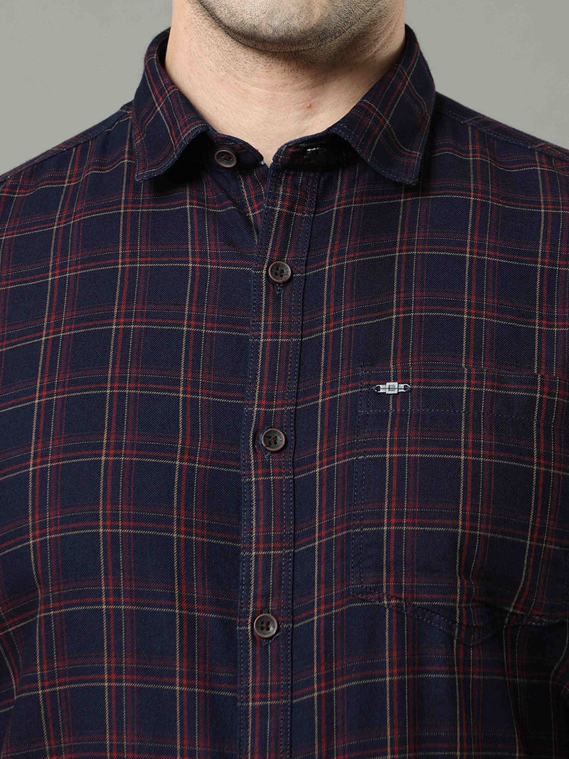 Shop Men's Navy - Red Slim Fit Cotton Casual Checks Shirt Online.