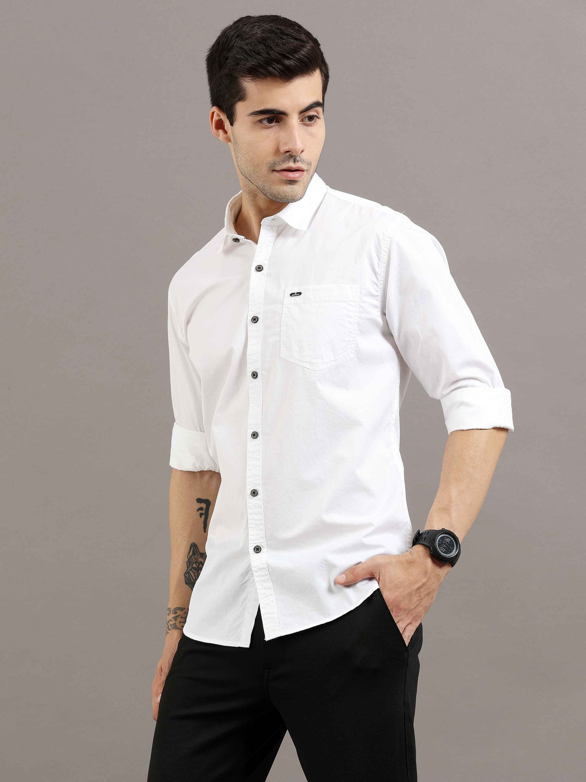 Shop Men's White Slim Fit Solid Full Sleeves Casual Shirts Online.