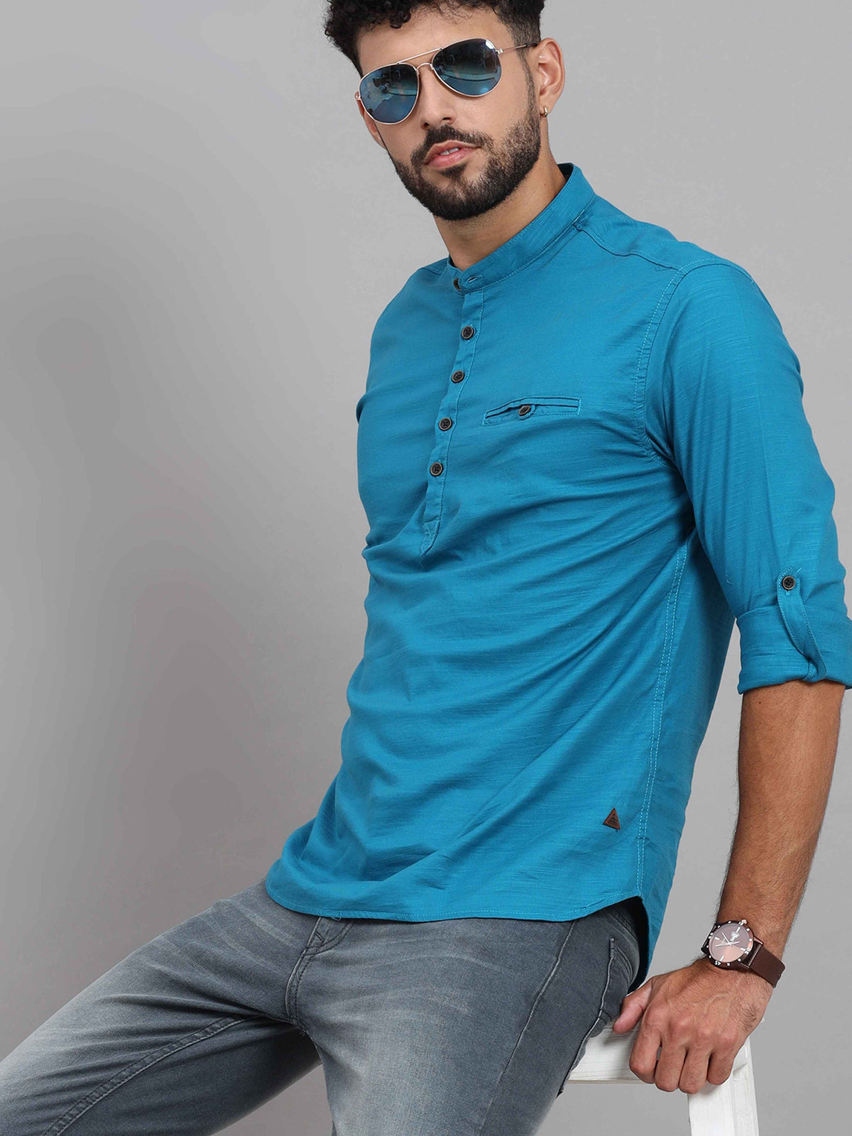 Shop Men's Blue Slim Fit Solid Full Sleeves Linen Casual Kurta Shirts Online.