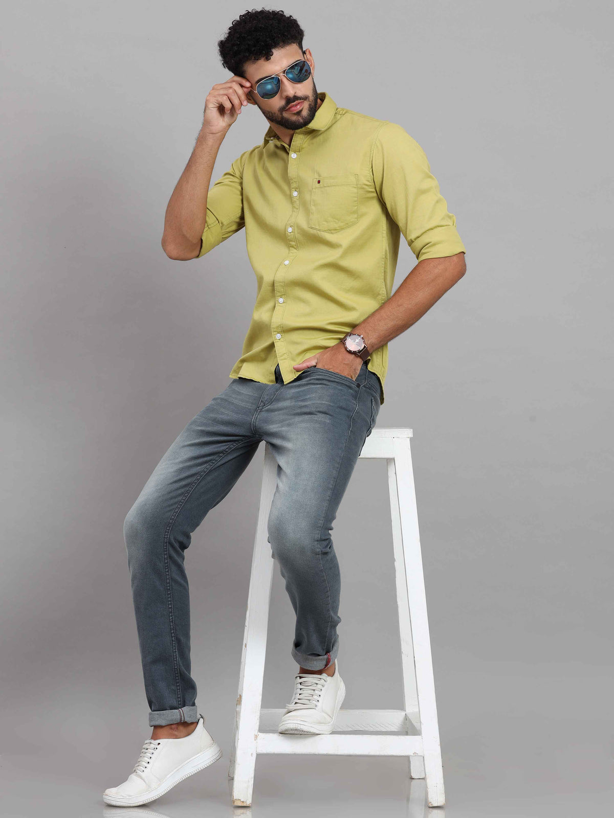 Men's Chartreuse Green Slim Fit Solid Full Sleeves Casual Shirts