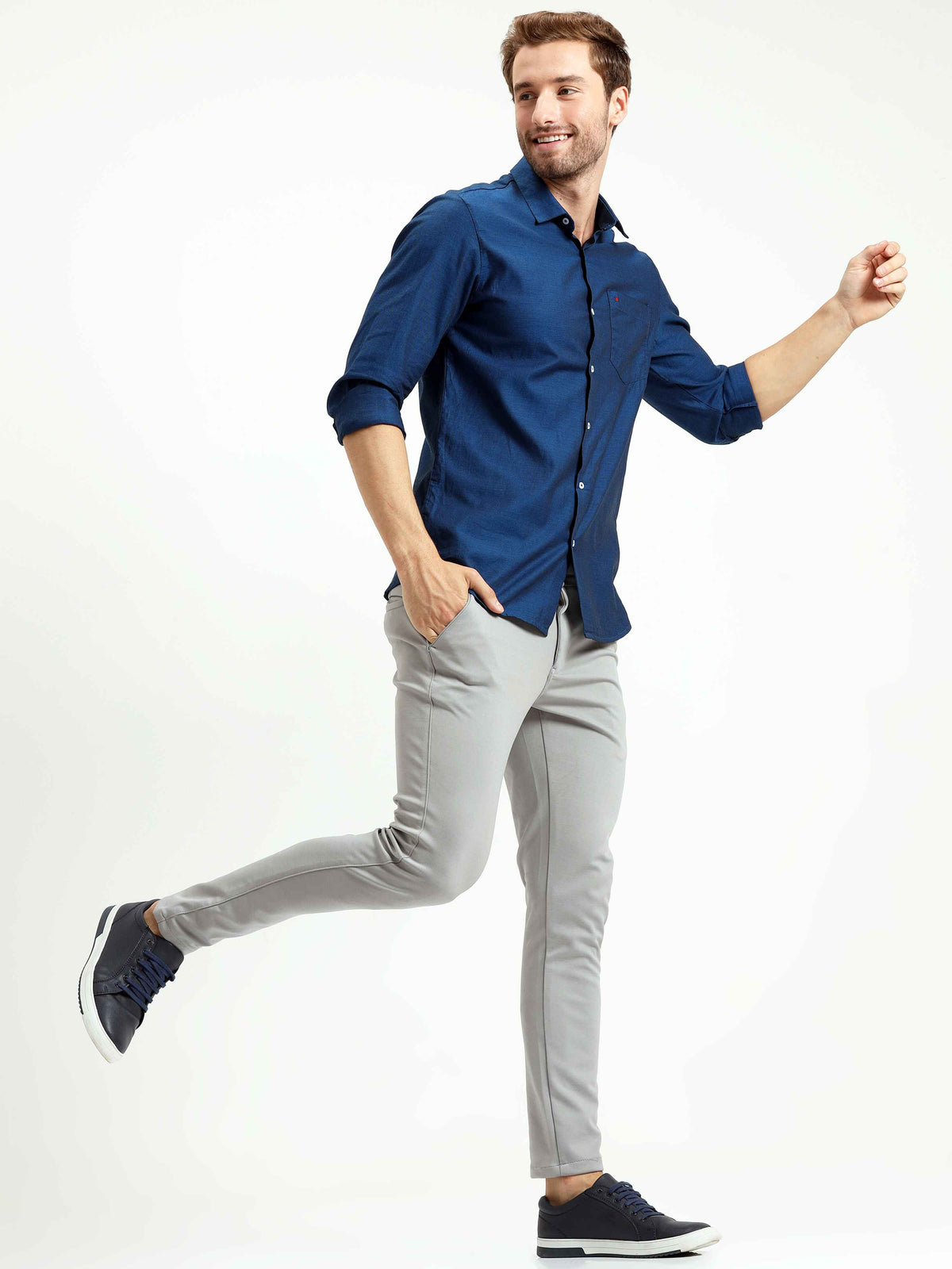 Men's Blue Slim Fit Solid Full Sleeves Casual Shirts