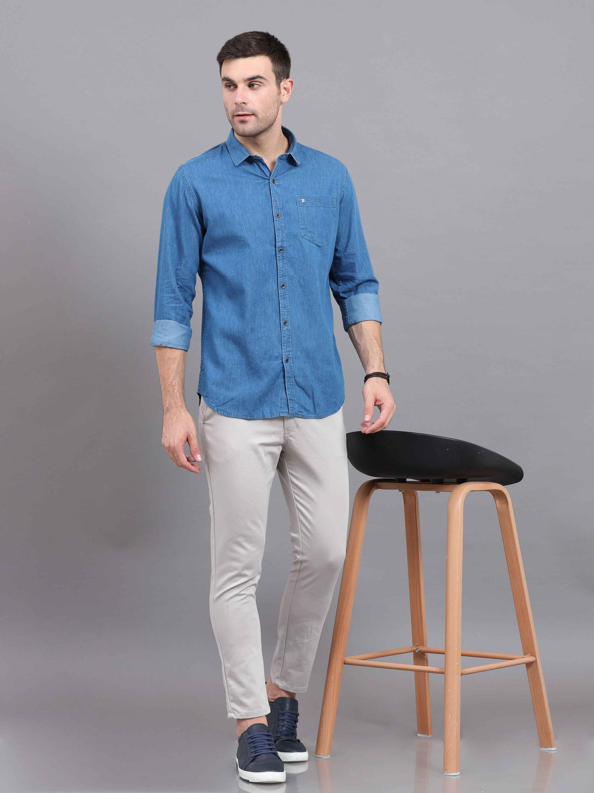 Shop Men's Blue Denim Slim Fit Solid Full Sleeves Casual Shirts Online.