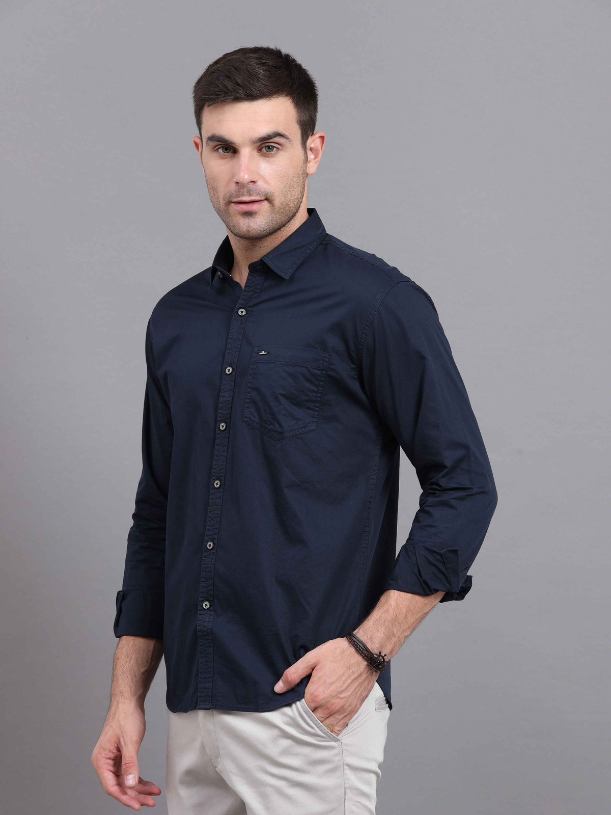 Shop Men's Deep Blue Slim Fit Solid Full Sleeves Casual Shirts Online.