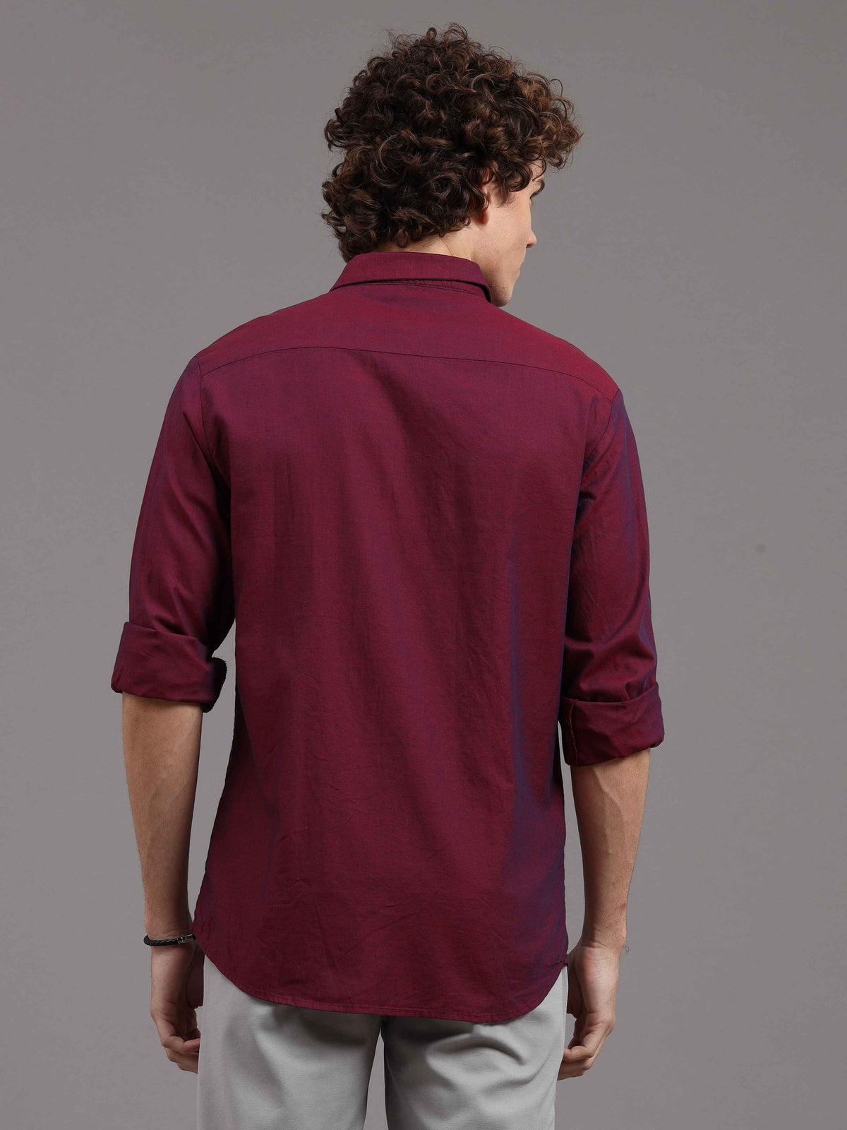 Men's Burgundy Slim Fit Solid Full Sleeves Casual Shirts