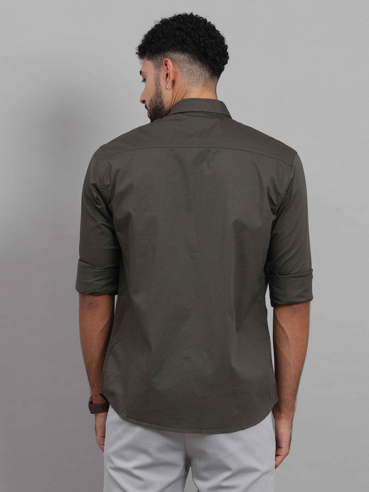 Men's Pebble Grey Slim Fit Solid Full Sleeves Casual Shirts