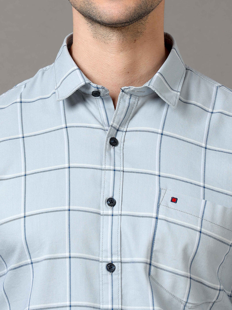 Shop Men's Grey Slim Fit Cotton Casual Checks Shirt Online.