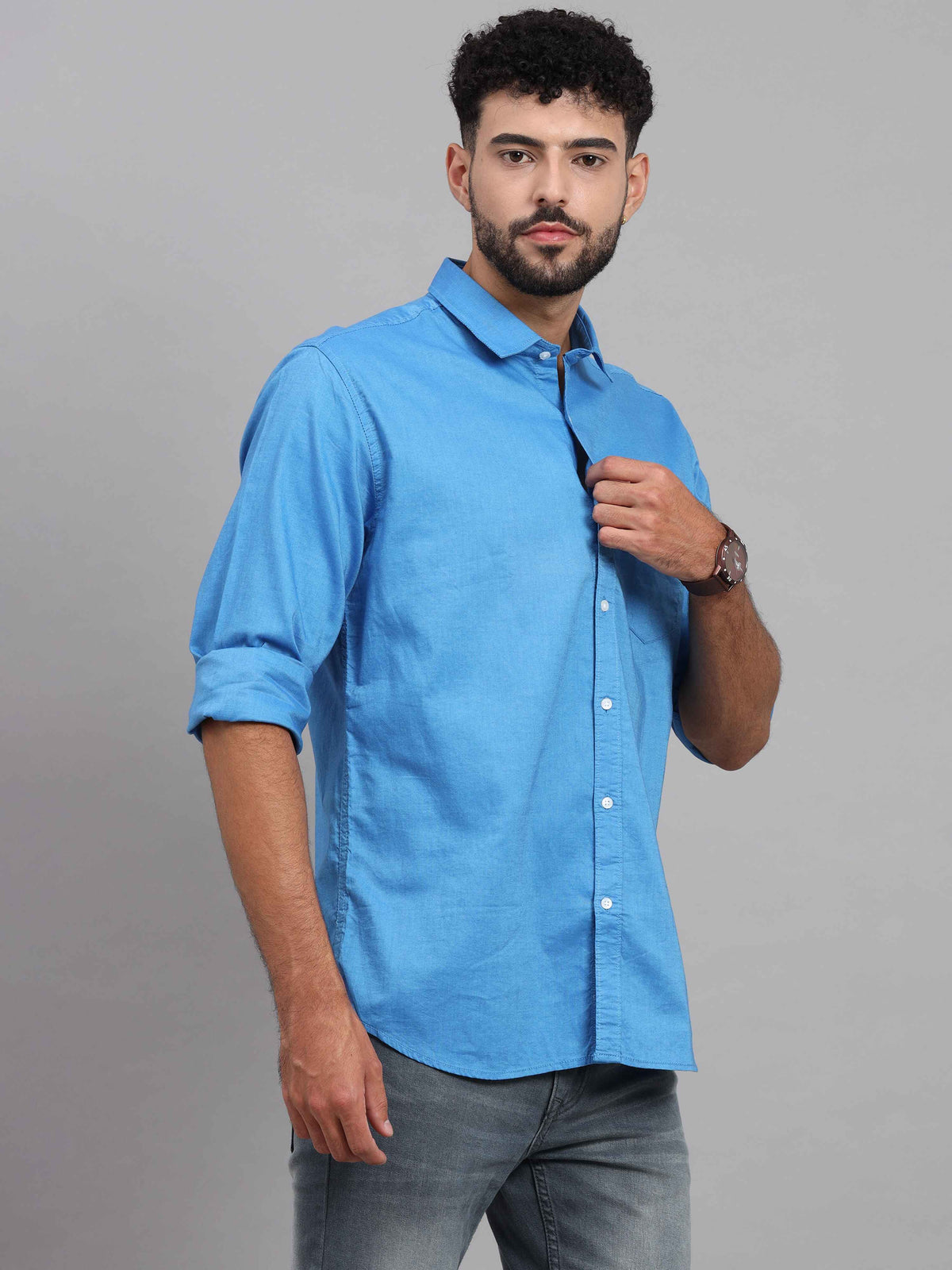 Shop Men's Blue Slim Fit Solid Full Sleeves Casual Shirts Online.