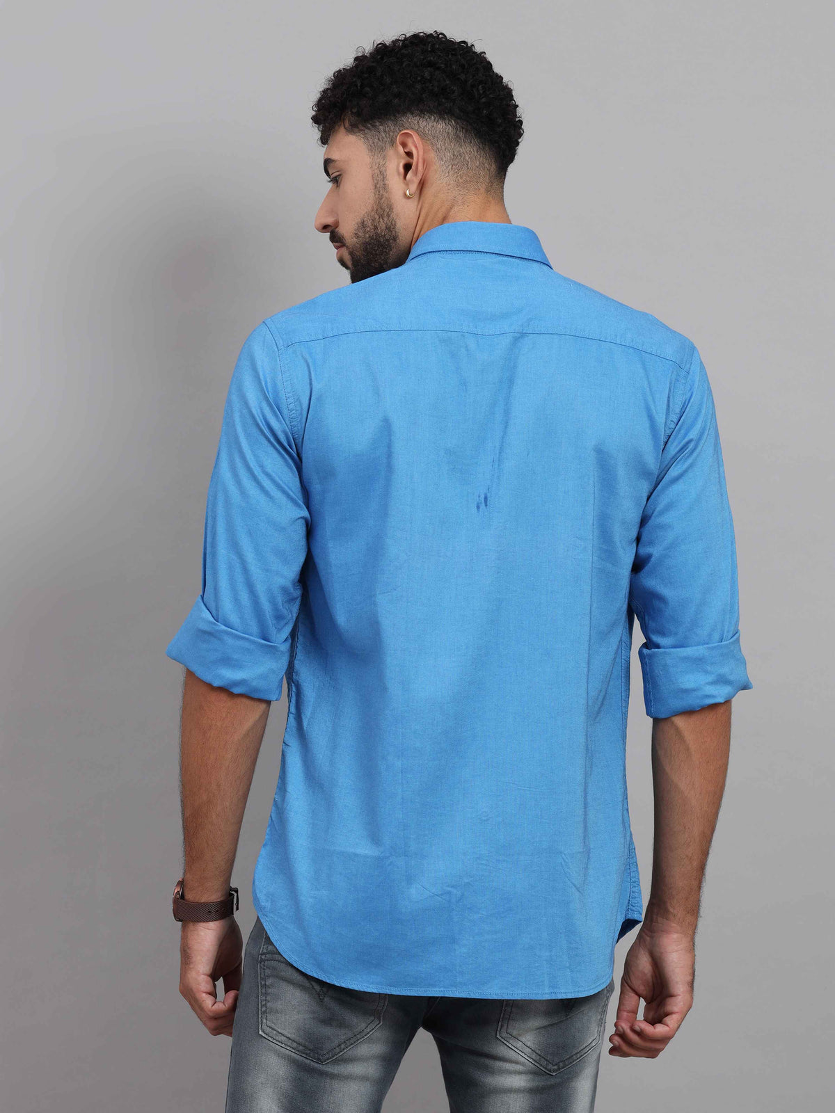 Shop Men's Blue Slim Fit Solid Full Sleeves Casual Shirts Online.