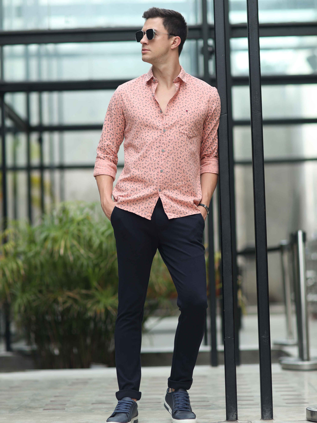 Shop Men's Pink Slim Fit Printed Full Sleeves Casual Shirts Online.