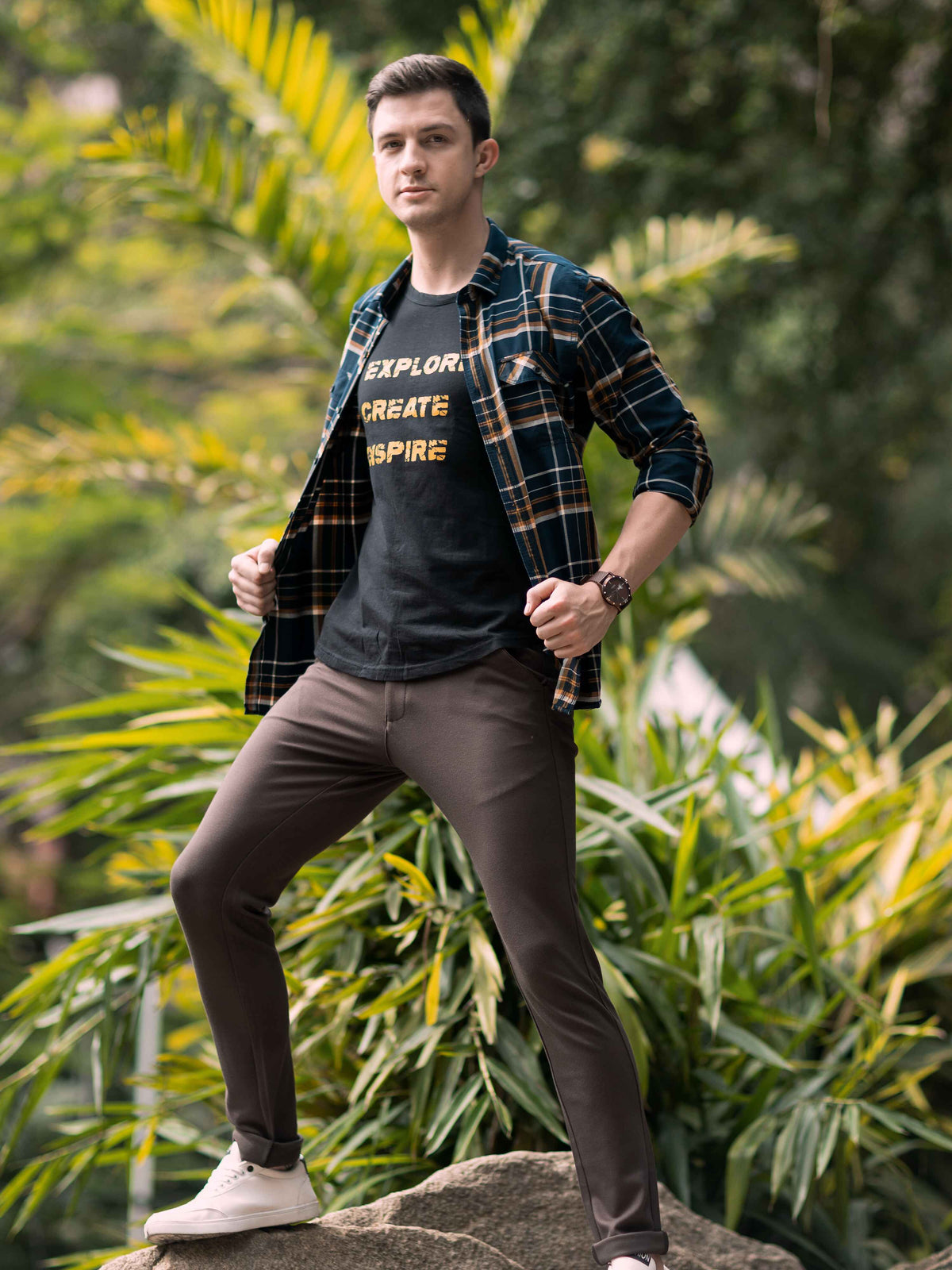 Men's Navy Slim Fit Checks Full Sleeves Casual Shirts With Inside Attached T-shirt