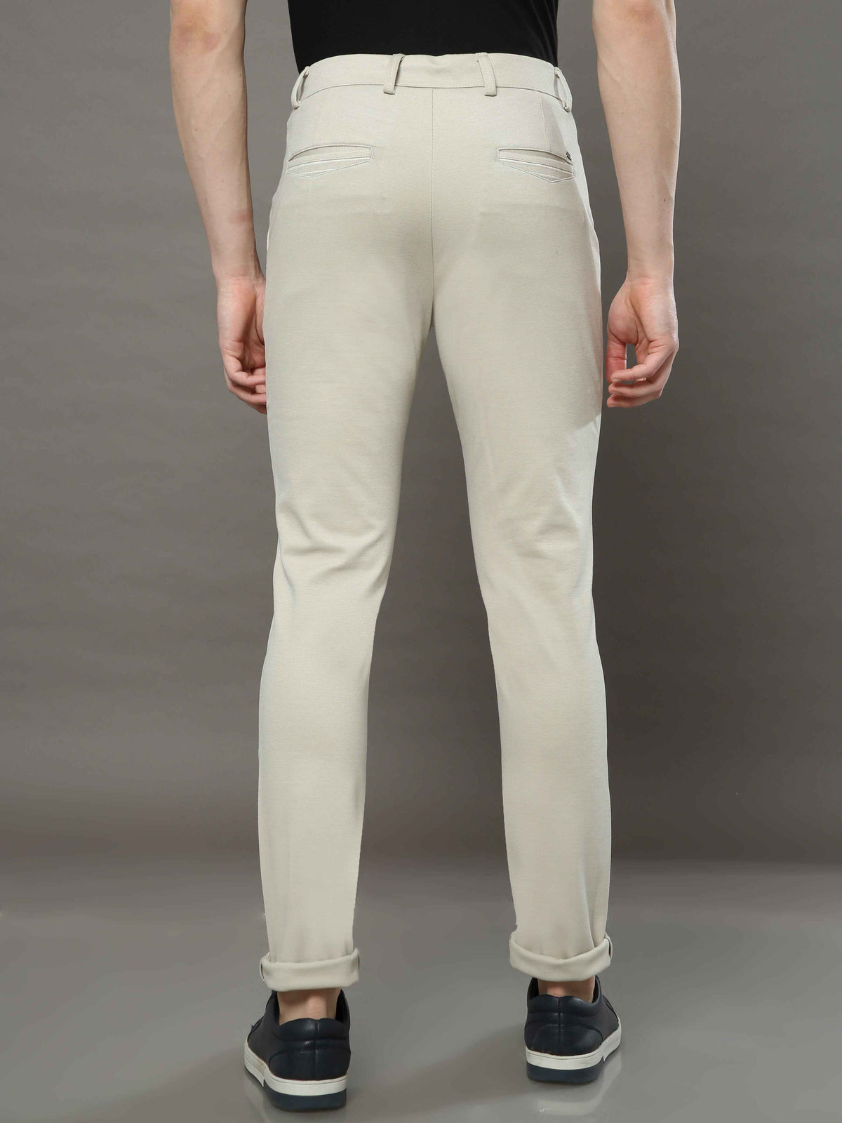 Men's Cream 4-Way Lycra Solid Casual Trousers