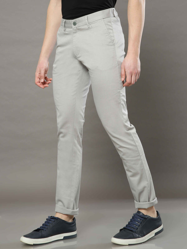 Men's Light Grey Narrow Fit Solid Casual Trousers