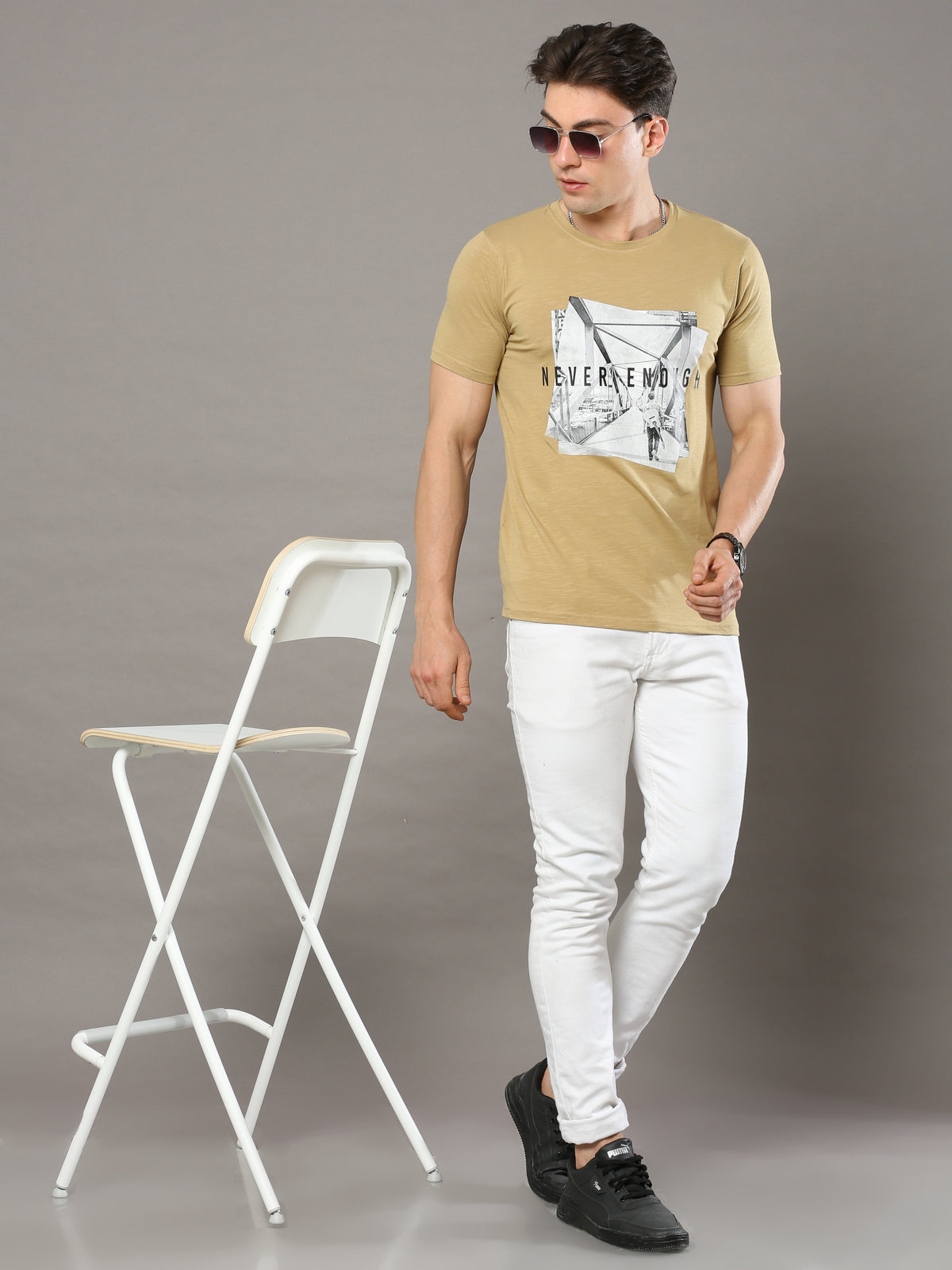 Shop Men's Brown Regular Fit Printed Casual Crew Neck T-Shirt Online.