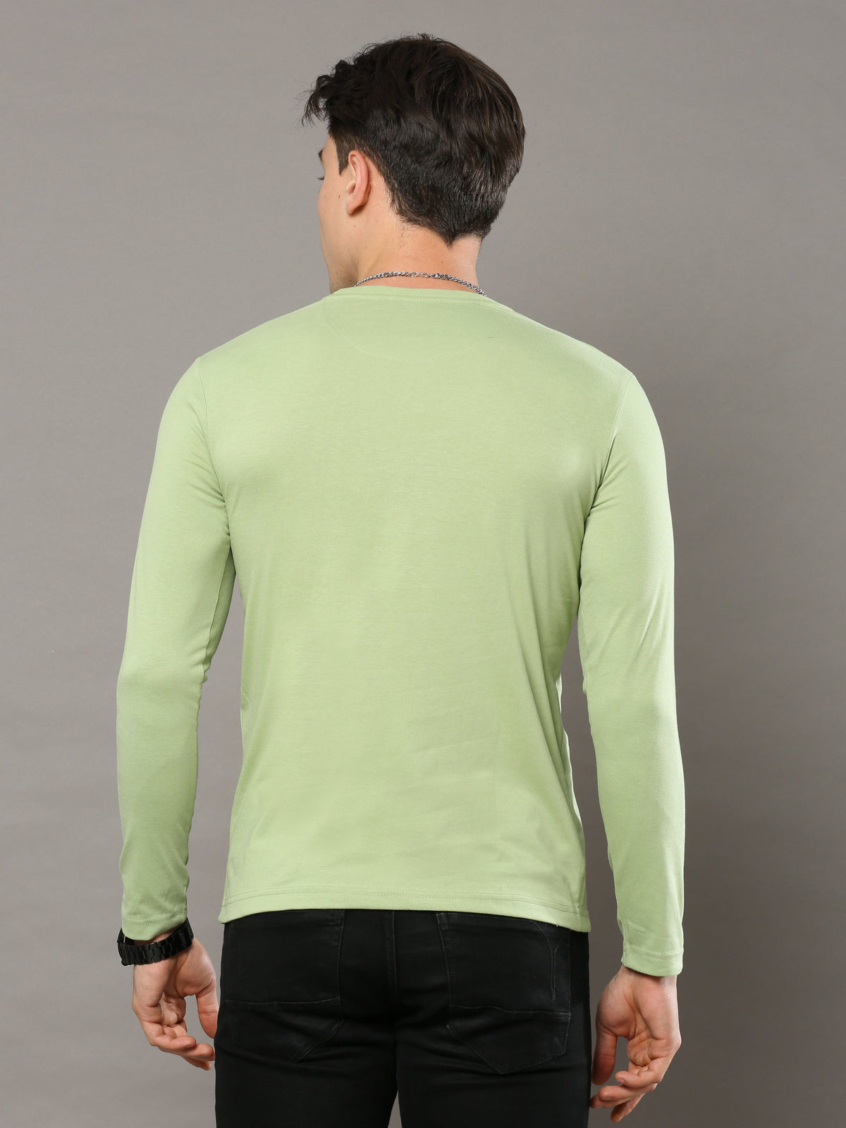 Shop Men's Green Printed Regular Fit Full Sleeves Crew Neck T-Shirt Online.