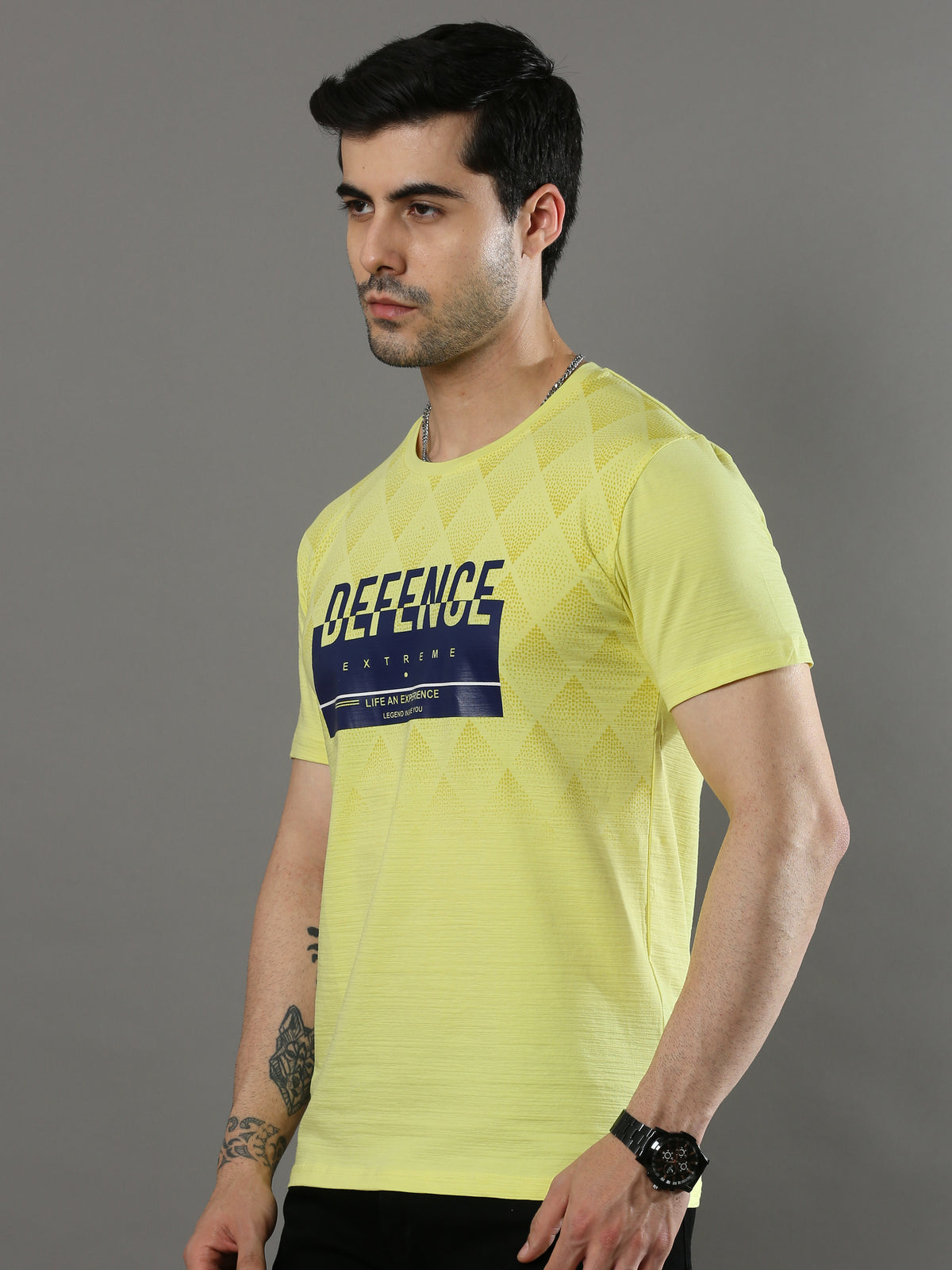 Shop Men's Yellow Regular Fit Printed Crew Neck Casual T-Shirt Online.