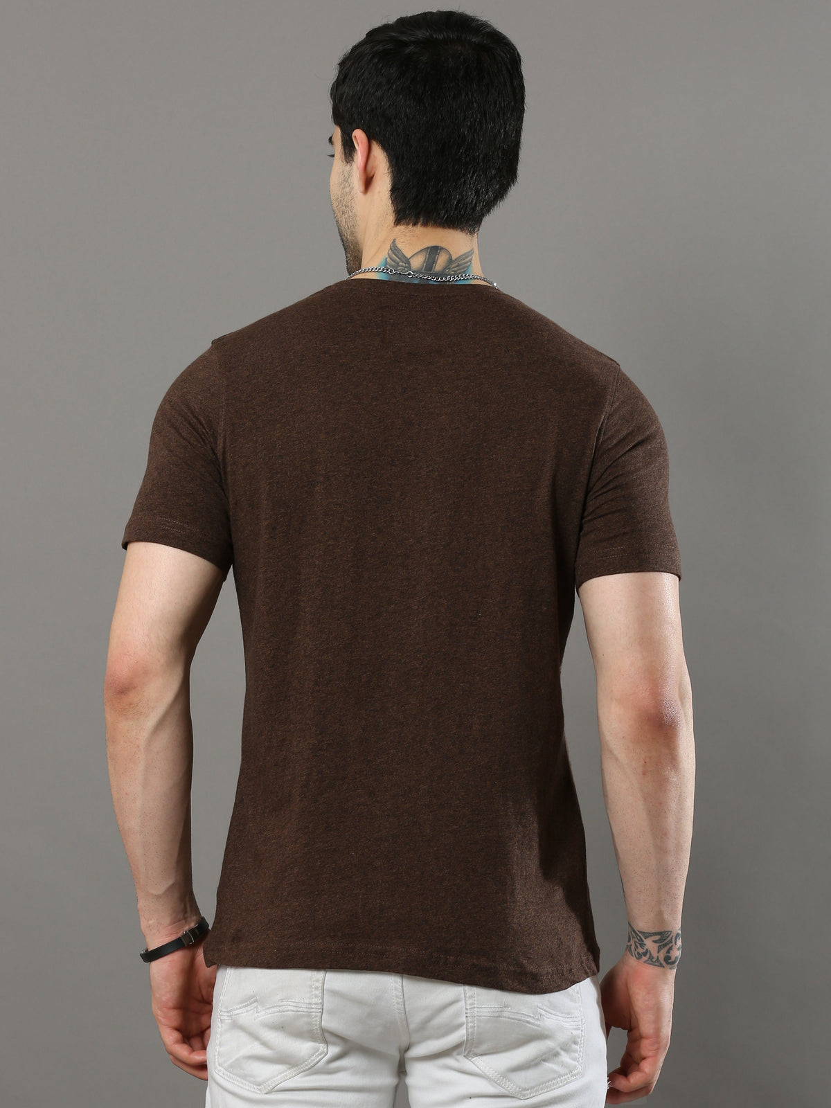 Shop Men's Brown Printed Regular Fit Half Sleeves Crew Neck T-Shirt Online.