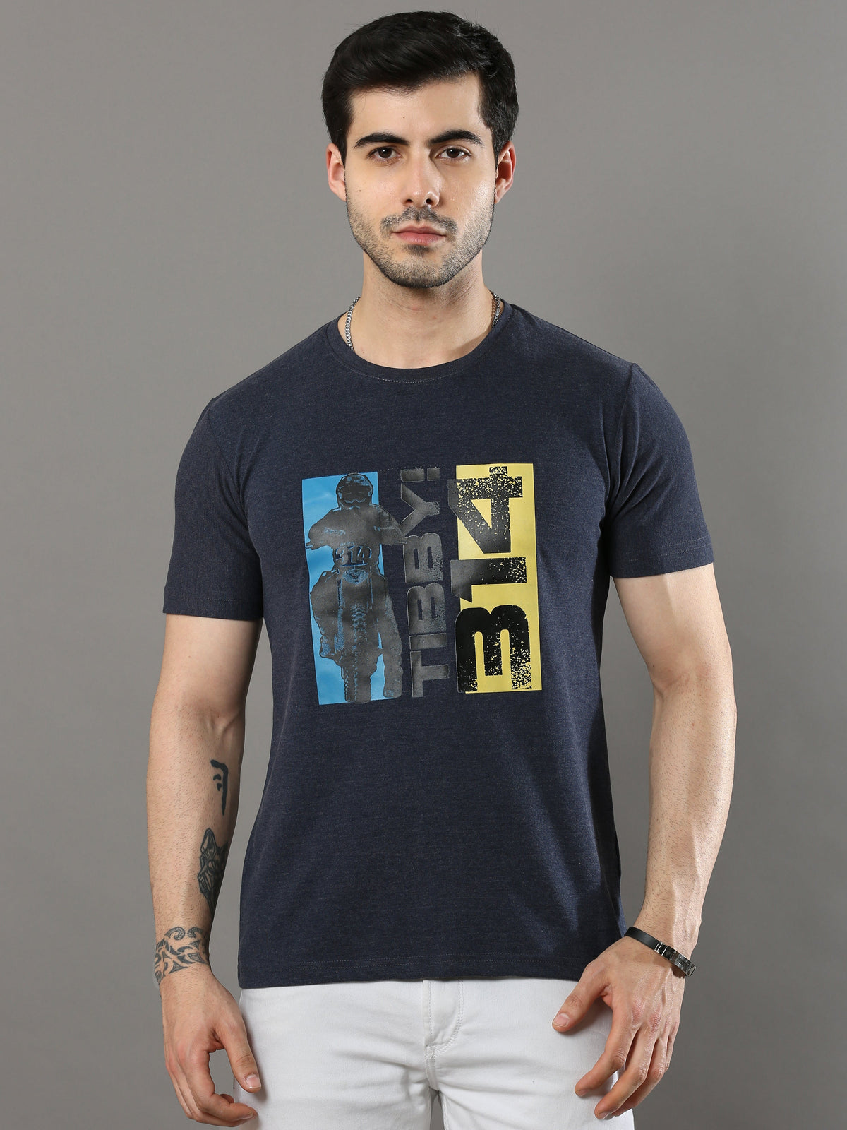 Shop Men's Blue Printed Regular Fit Half Sleeves Crew Neck T-Shirt Online.